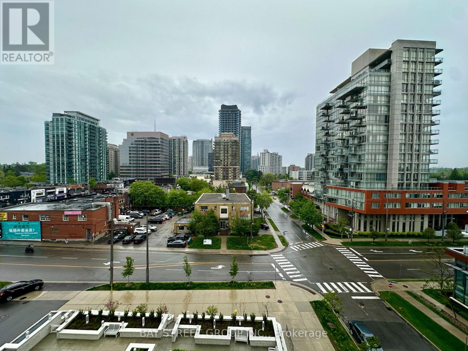 707 - 75 Canterbury Place, Toronto, Ontario  M2N 2N1 - Photo 24 - C12204637