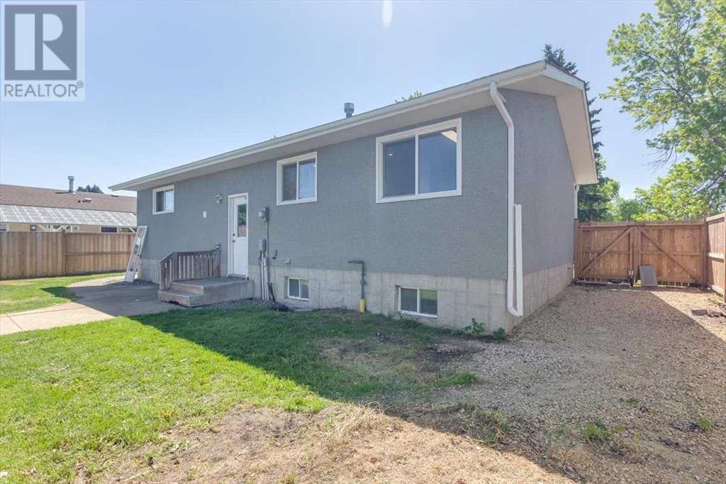 6004 54 Avenue, Ponoka, Alberta  T4J 1L1 - Photo 27 - A2226474