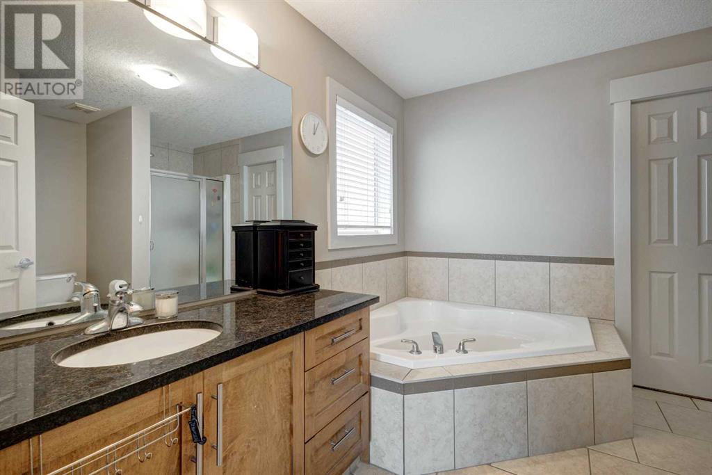 139 St Moritz Terrace Sw, Calgary, Alberta  T3H 5Y1 - Photo 26 - A2222534