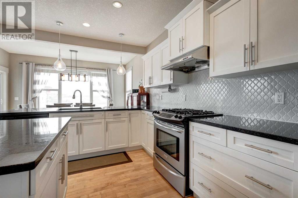 139 St Moritz Terrace Sw, Calgary, Alberta  T3H 5Y1 - Photo 12 - A2222534