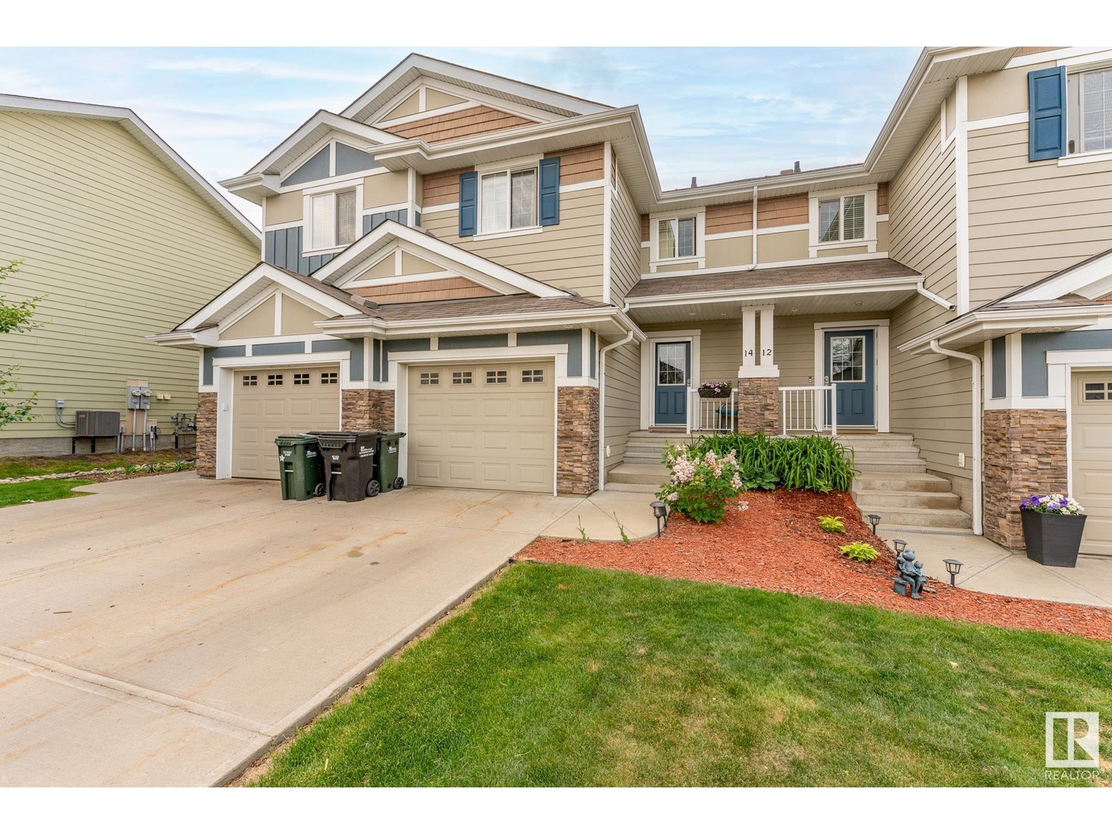 Property at #14 219 CHARLOTTE WY image 3