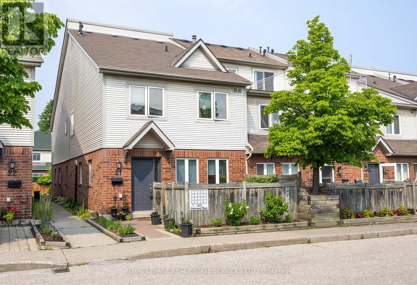 21 - 1221 PARKWEST PLACE, Mississauga, Ontario