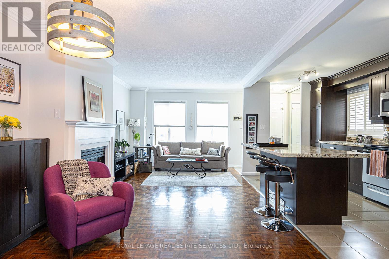 21 - 1221 Parkwest Place, Mississauga, Ontario  L5E 3J3 - Photo 4 - W12058865
