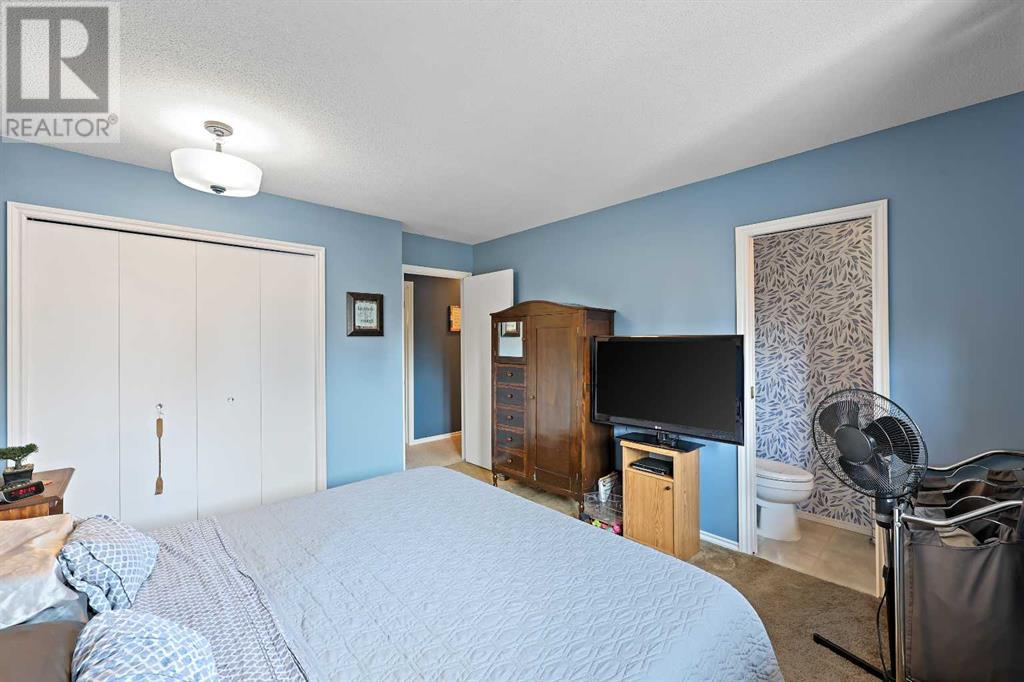 1427 Mccrimmon Drive, Carstairs, Alberta  T0M 0N0 - Photo 17 - A2228408