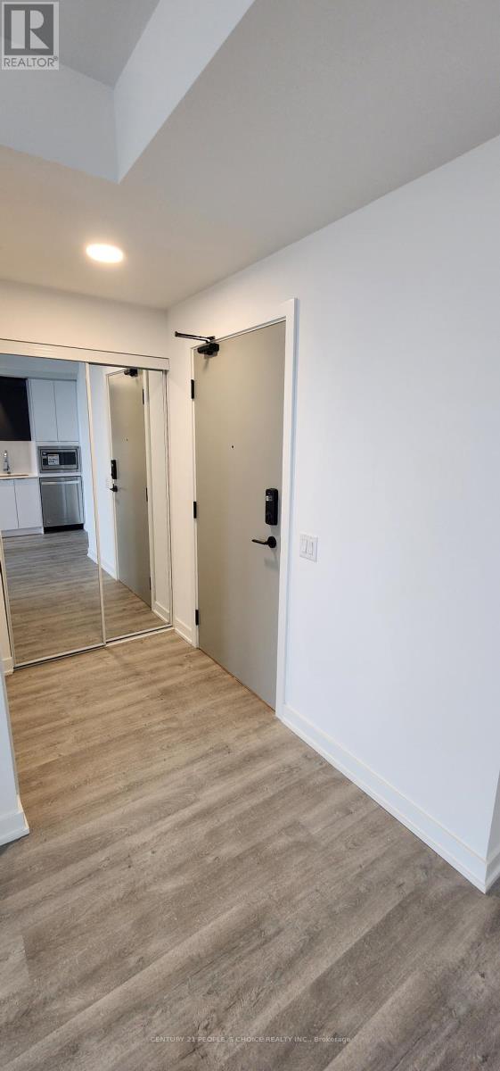 527 - 5105 Hurontario Street, Mississauga, Ontario  L4Z 3X7 - Photo 3 - W12204600