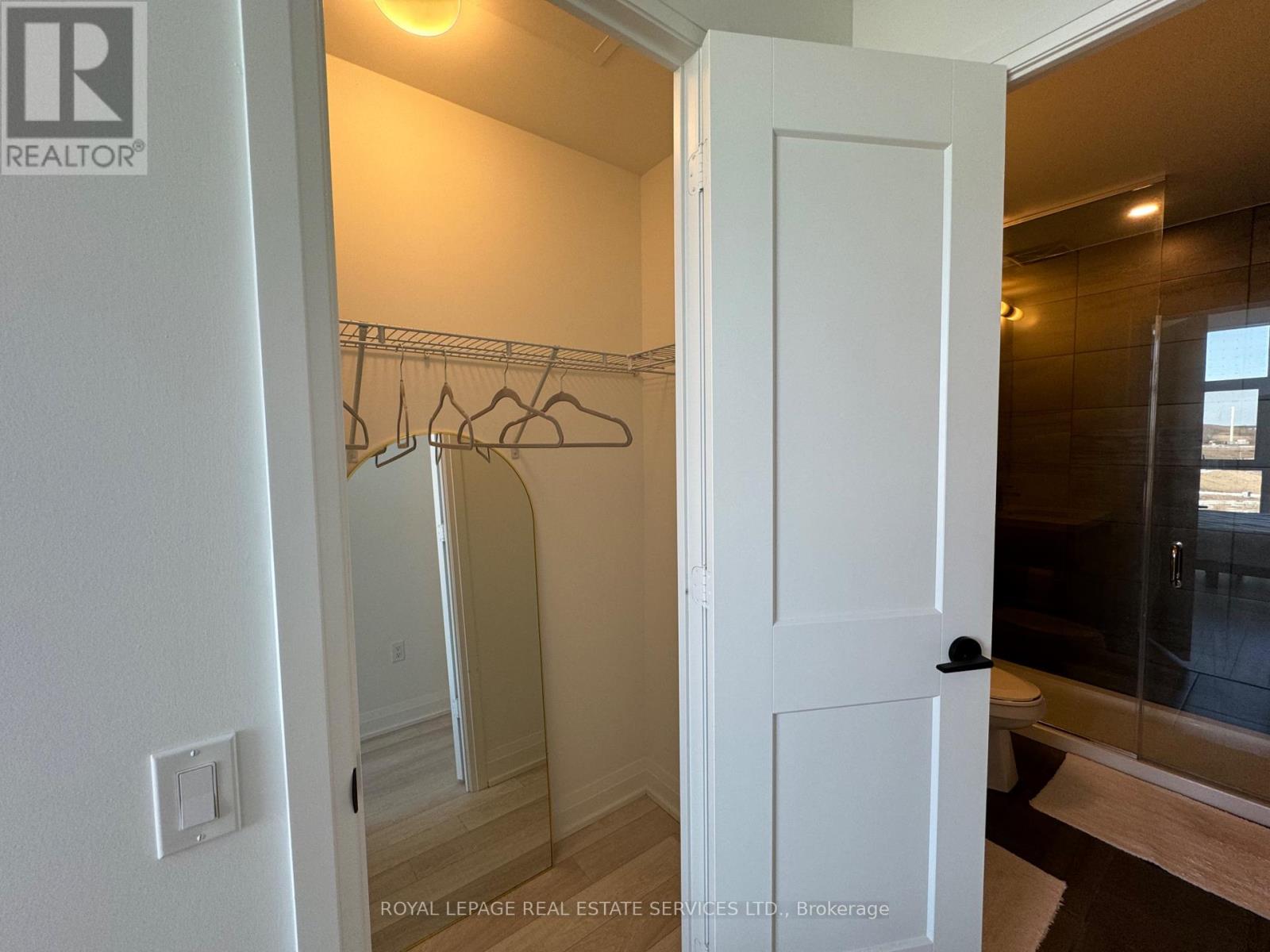 301 - 60 George Butchart Drive, Toronto, Ontario  M3K 0E1 - Photo 14 - W12204603