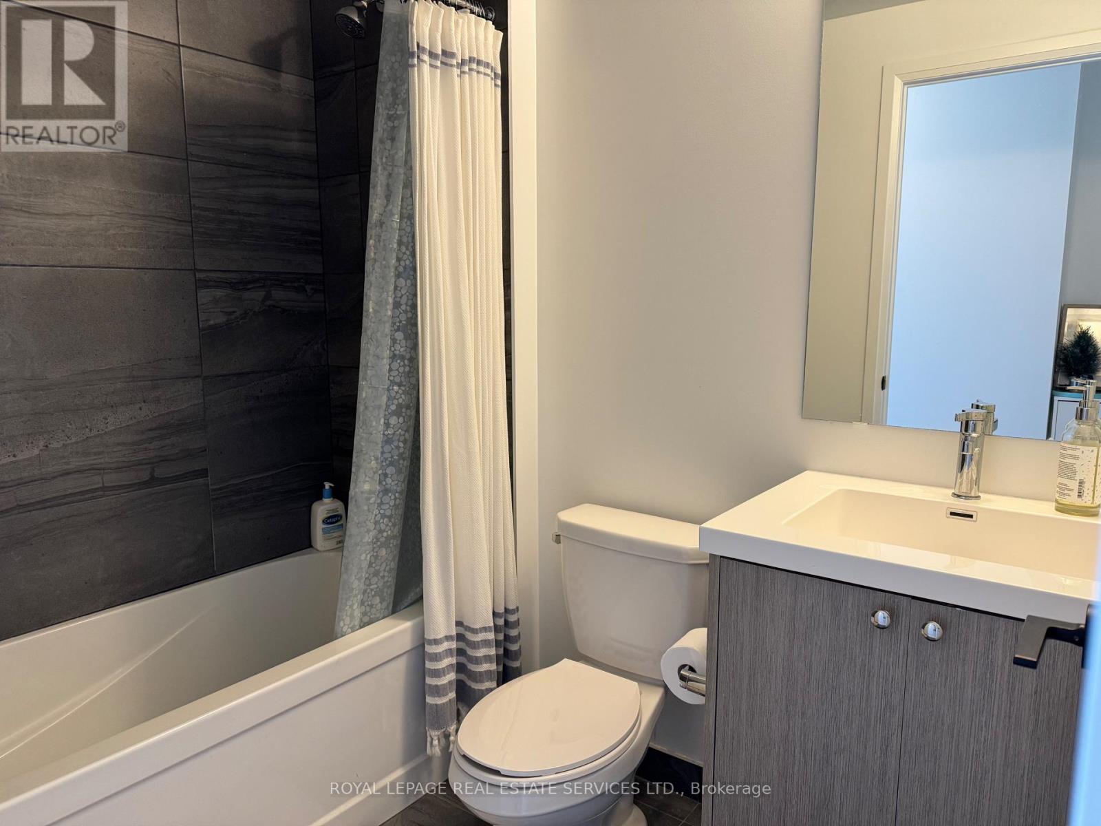 301 - 60 George Butchart Drive, Toronto, Ontario  M3K 0E1 - Photo 20 - W12204603