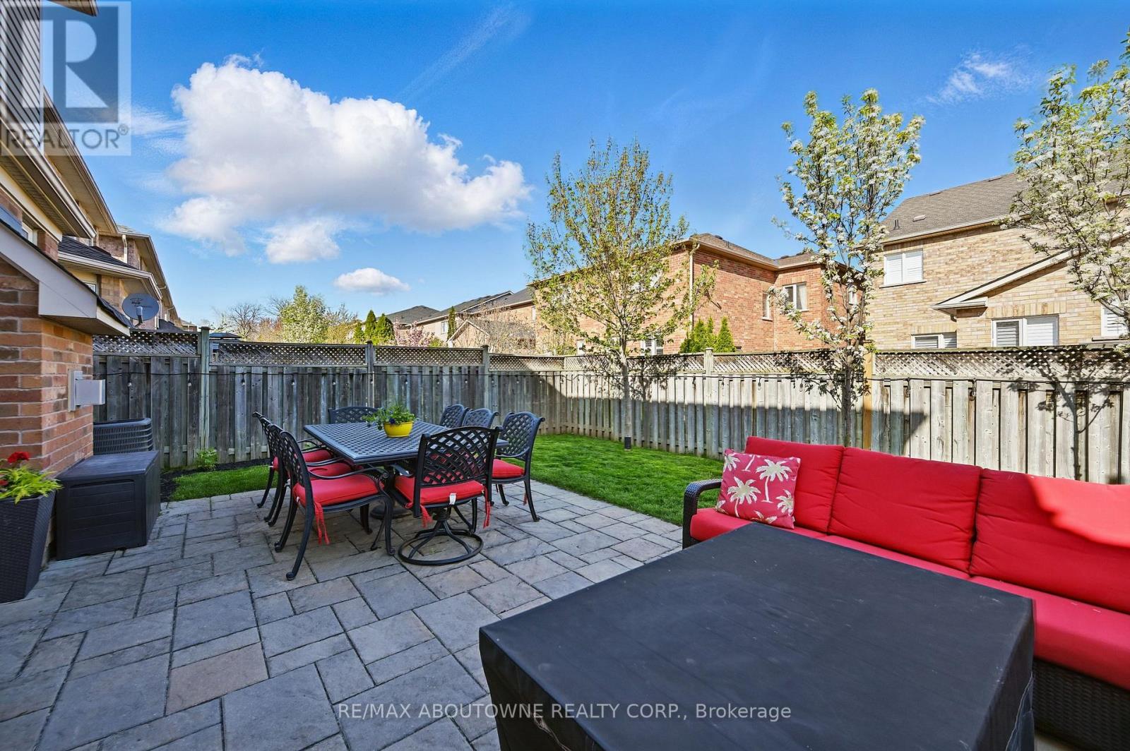 2536 Bracken Drive, Oakville, Ontario  L6M 4R7 - Photo 42 - W12204644