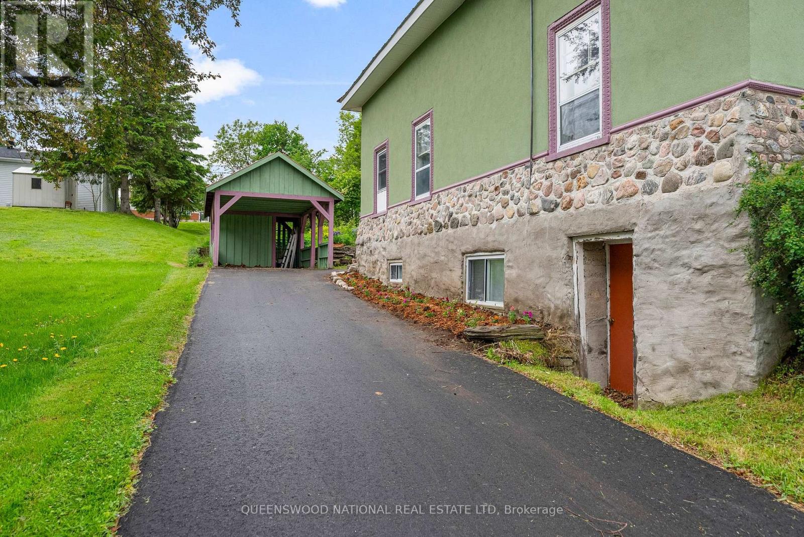 156 Wellington Street Nw, Bonnechere Valley, Ontario  K0J 1T0 - Photo 42 - X12194344