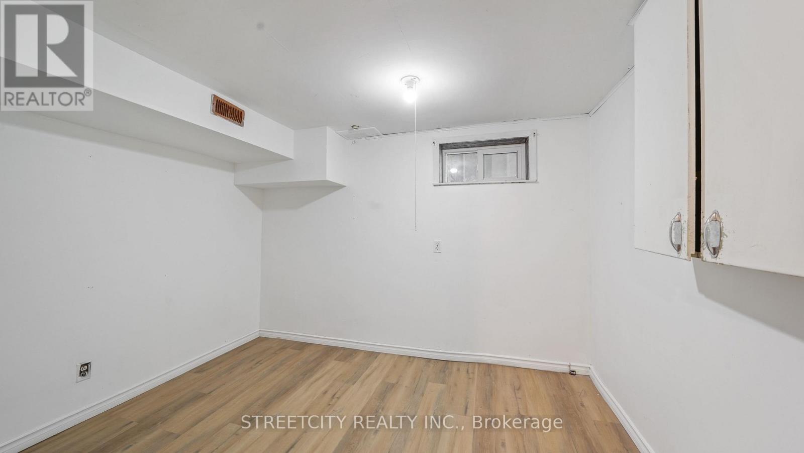 711 Victoria Street, London East (East C), Ontario  N5Y 4C5 - Photo 28 - X12204675