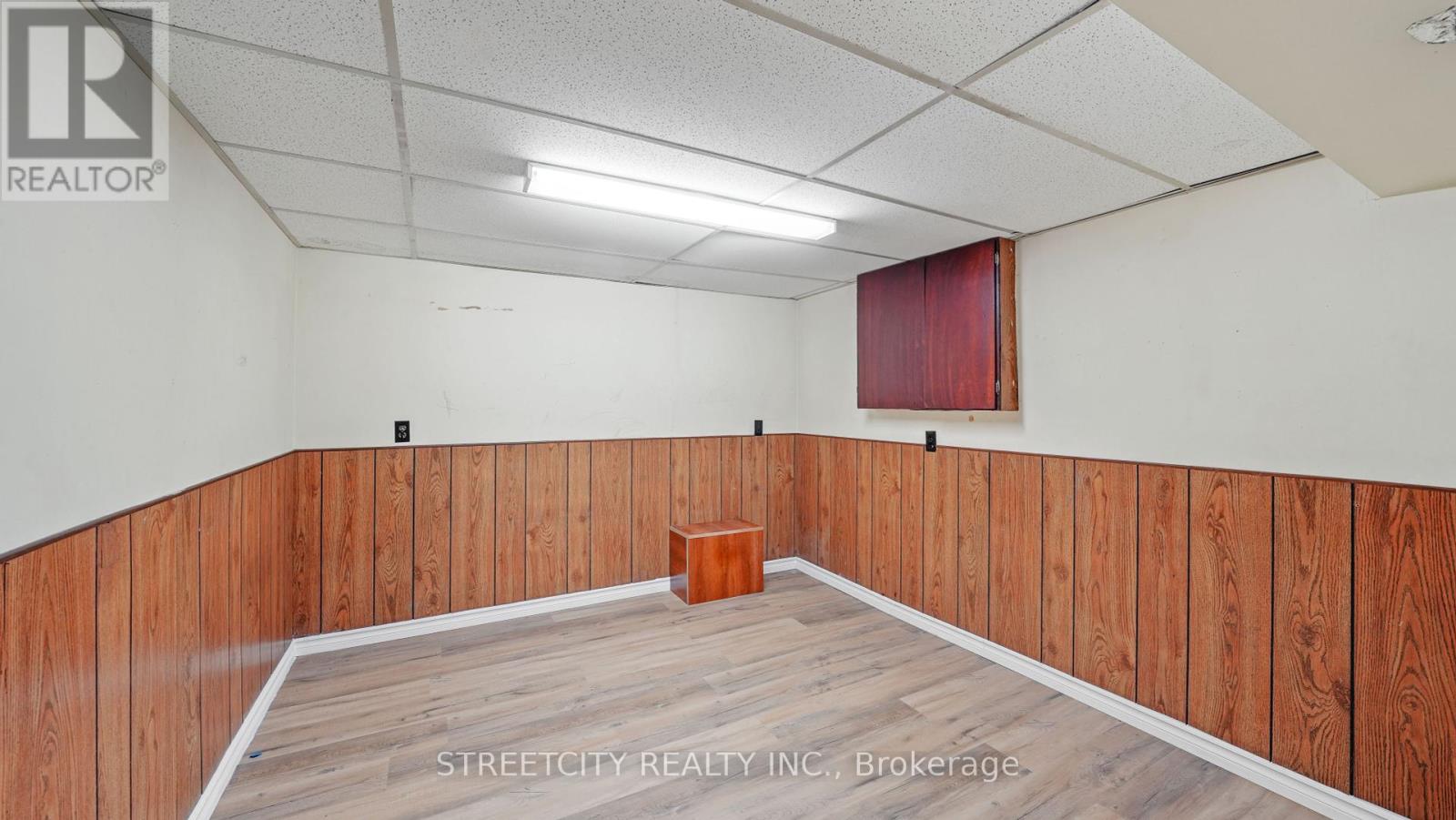 711 Victoria Street, London East, Ontario  N5Y 4C5 - Photo 32 - X12204675