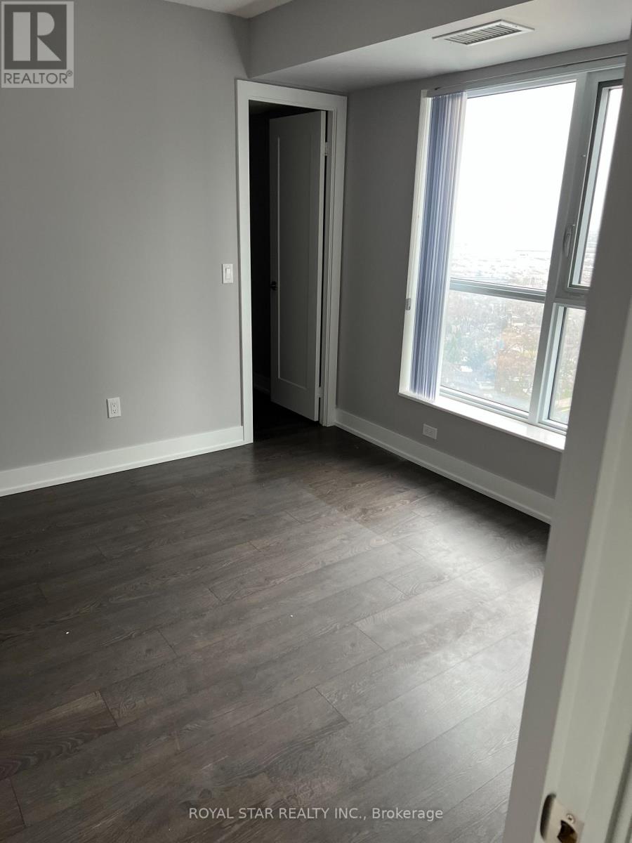 3001 - 7 Mabelle Avenue, Toronto, Ontario  M9A 0C9 - Photo 4 - W12162844