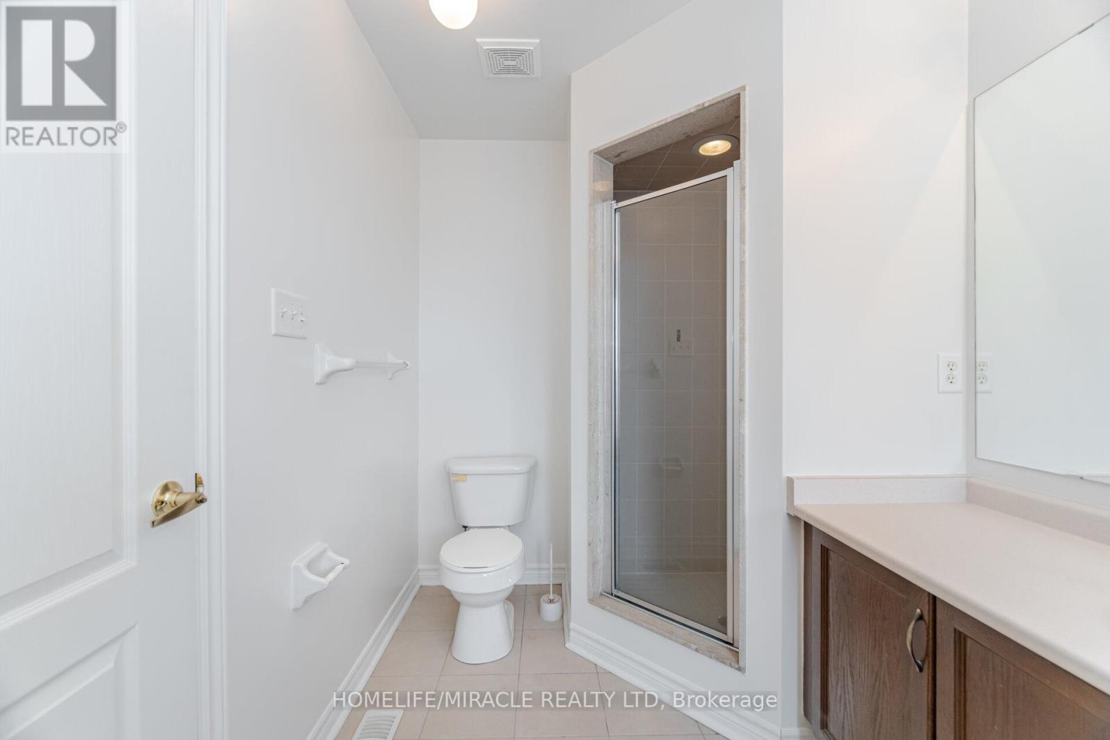 18 Templeton Court, Brampton, Ontario  L6P 3B2 - Photo 32 - W12204526