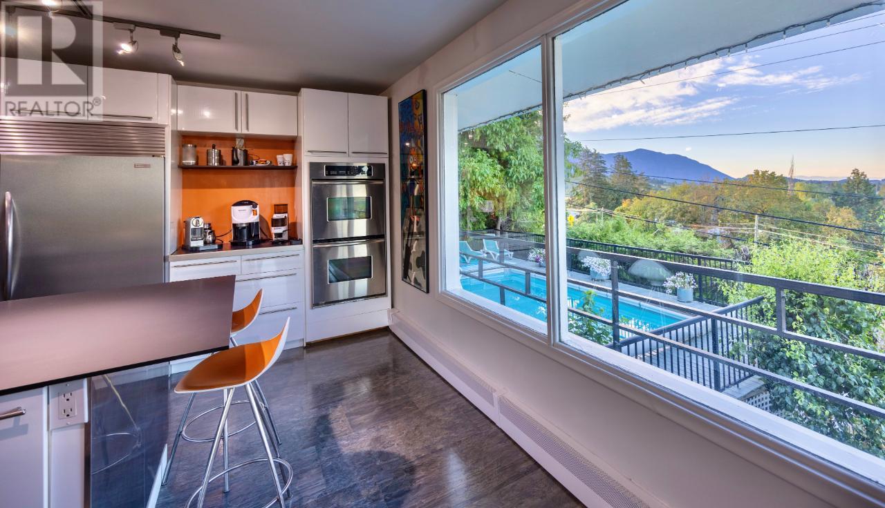 2108 CRAWFORD Street, Creston, British Columbia