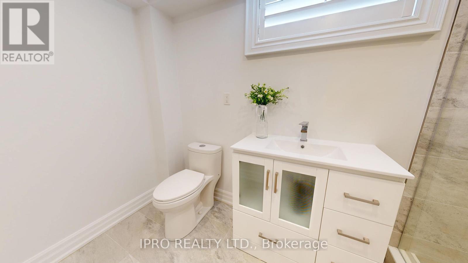 98 Poyntz Avenue Sw, Toronto, Ontario  M2N 1J2 - Photo 17 - C12204457