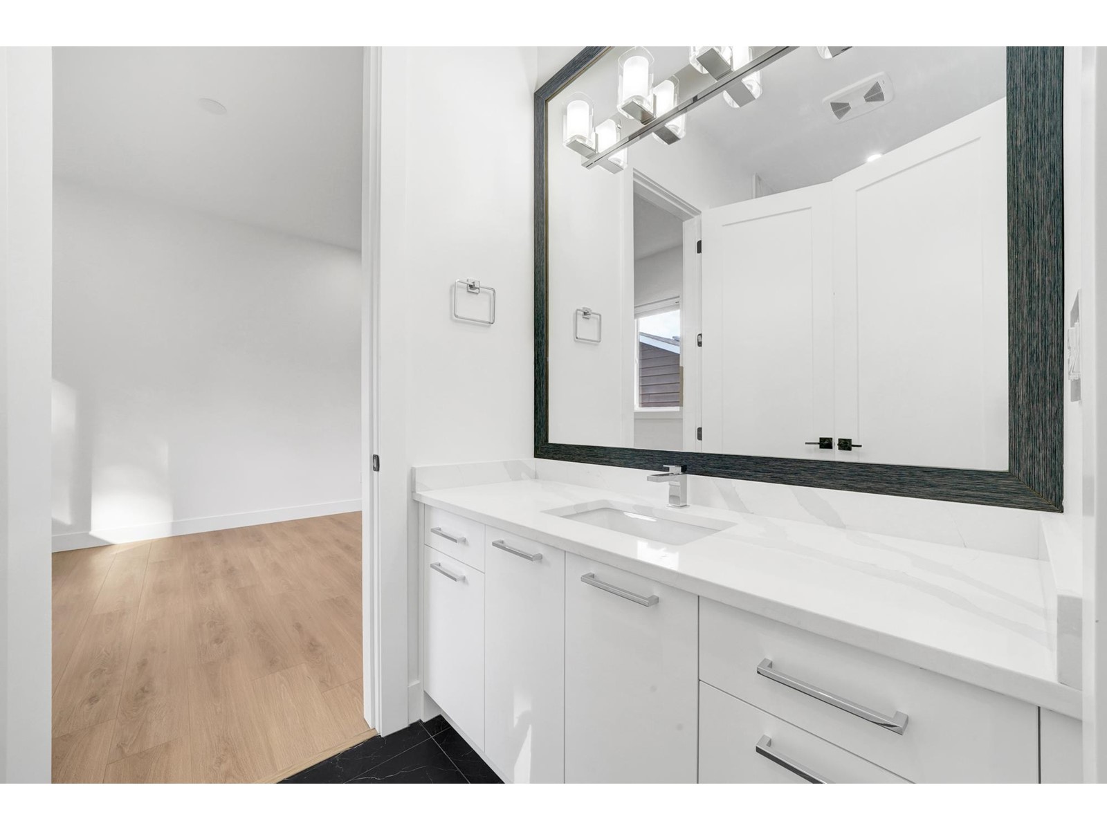 20070 46a Avenue, Langley, British Columbia  V3A 6J3 - Photo 14 - R3012013