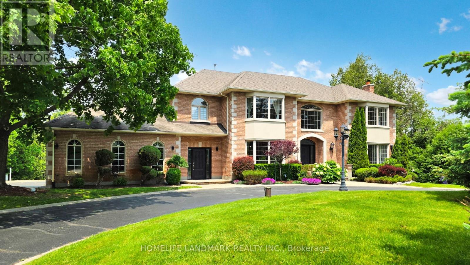 61 Sherrick Drive, Whitchurch-Stouffville, Ontario  L4A 2E9 - Photo 4 - N12204647