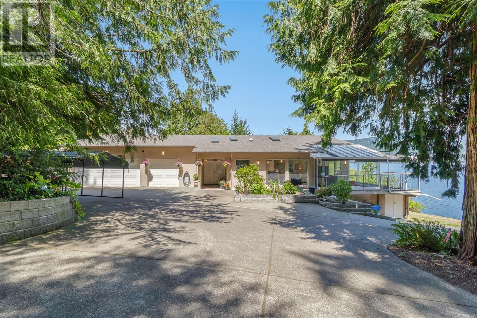 885 Cherry Point Rd, Cobble Hill, British Columbia  V0R 1L0 - Photo 1 - 1002723