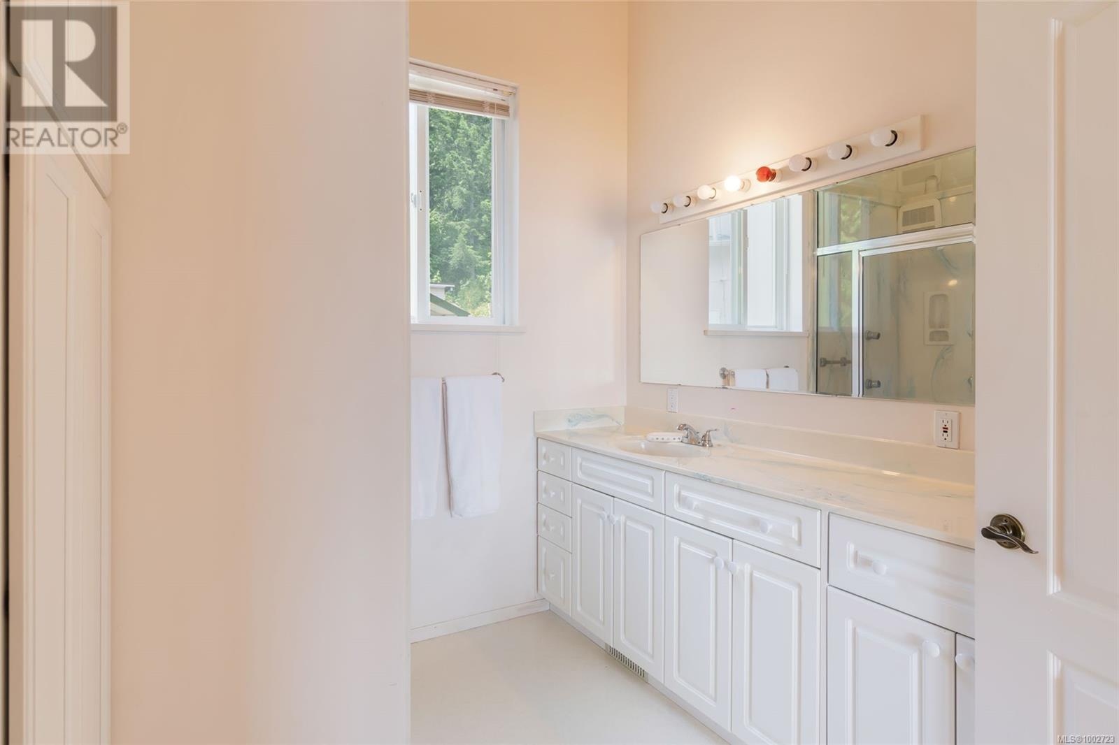 885 Cherry Point Rd, Cobble Hill, British Columbia  V0R 1L0 - Photo 31 - 1002723