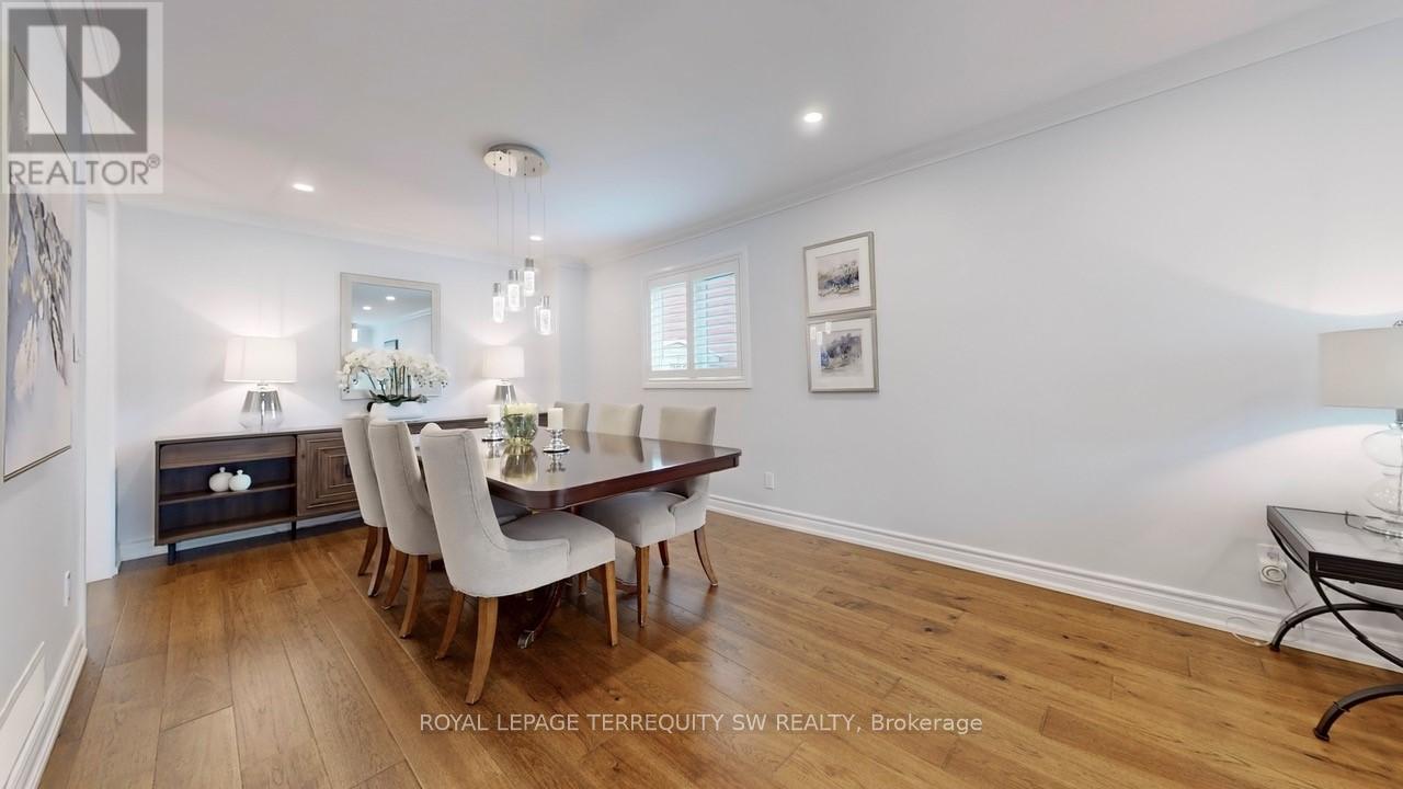 31 Bryant Road, Markham, Ontario  L3P 5Y7 - Photo 8 - N12204665