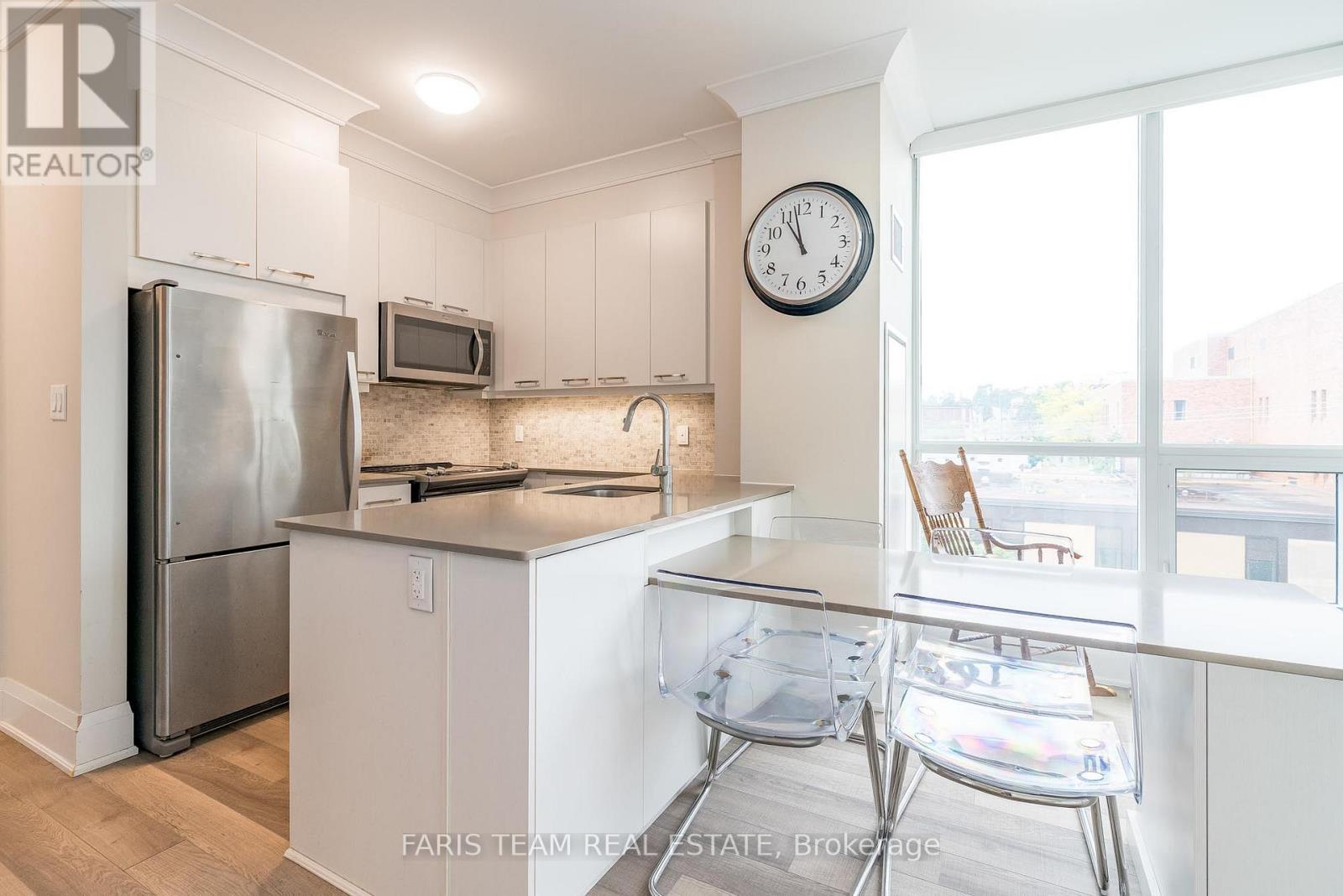 305 - 111 Worsley Street, Barrie, Ontario  L4M 0J5 - Photo 6 - S12204661