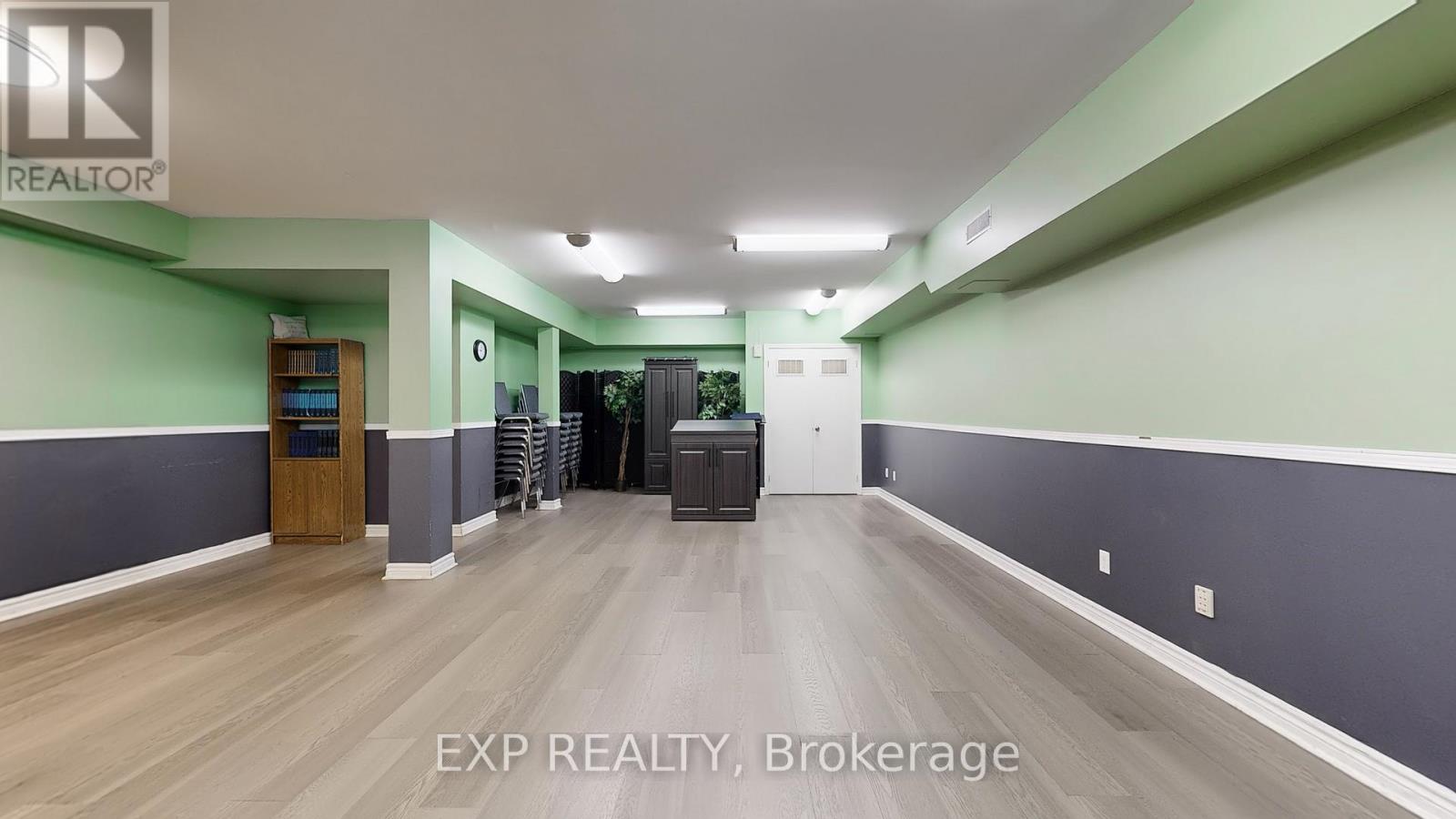 83 Dawson Manor Boulevard, Newmarket, Ontario  L3X 2H5 - Photo 27 - N12193512