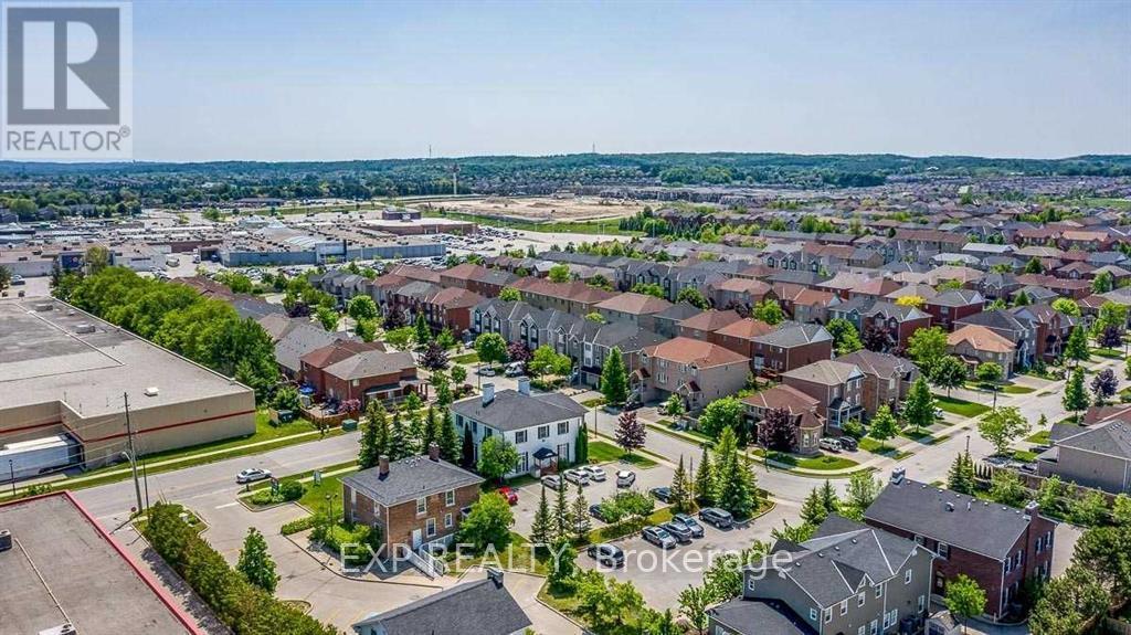 83 Dawson Manor Boulevard, Newmarket, Ontario  L3X 2H5 - Photo 20 - N12193512