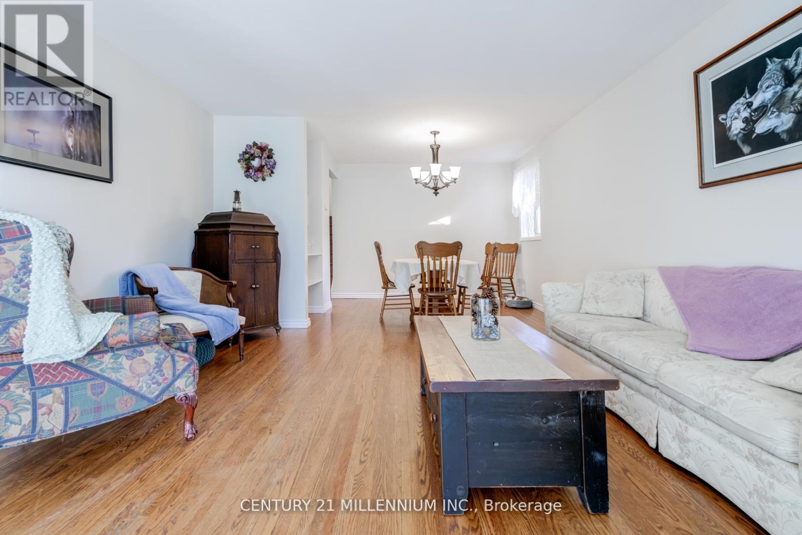 12 Parkend Avenue, Brampton, Ontario  L6Y 1B2 - Photo 10 - W12204645