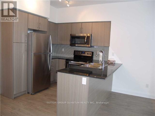 1406 - 55 Speers Road, Oakville (Qe Queen Elizabeth), Ontario  L6K 0H9 - Photo 11 - W12204651