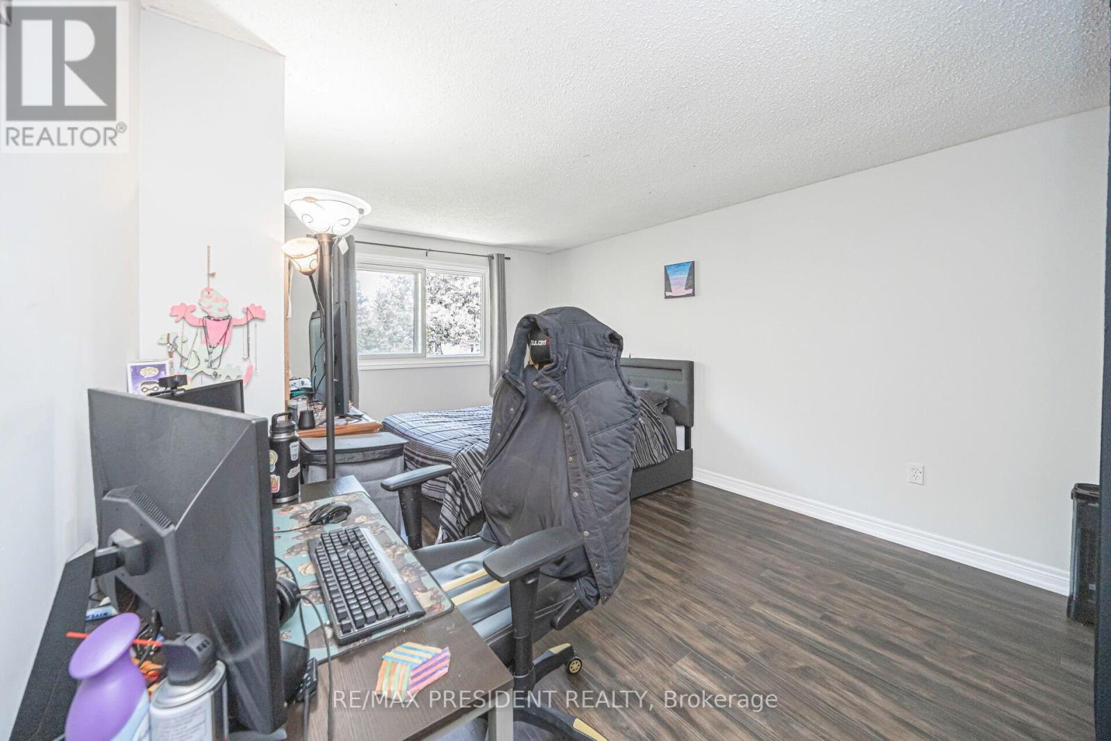 2197 Leominster Drive, Burlington, Ontario  L7P 3W8 - Photo 31 - W12204663