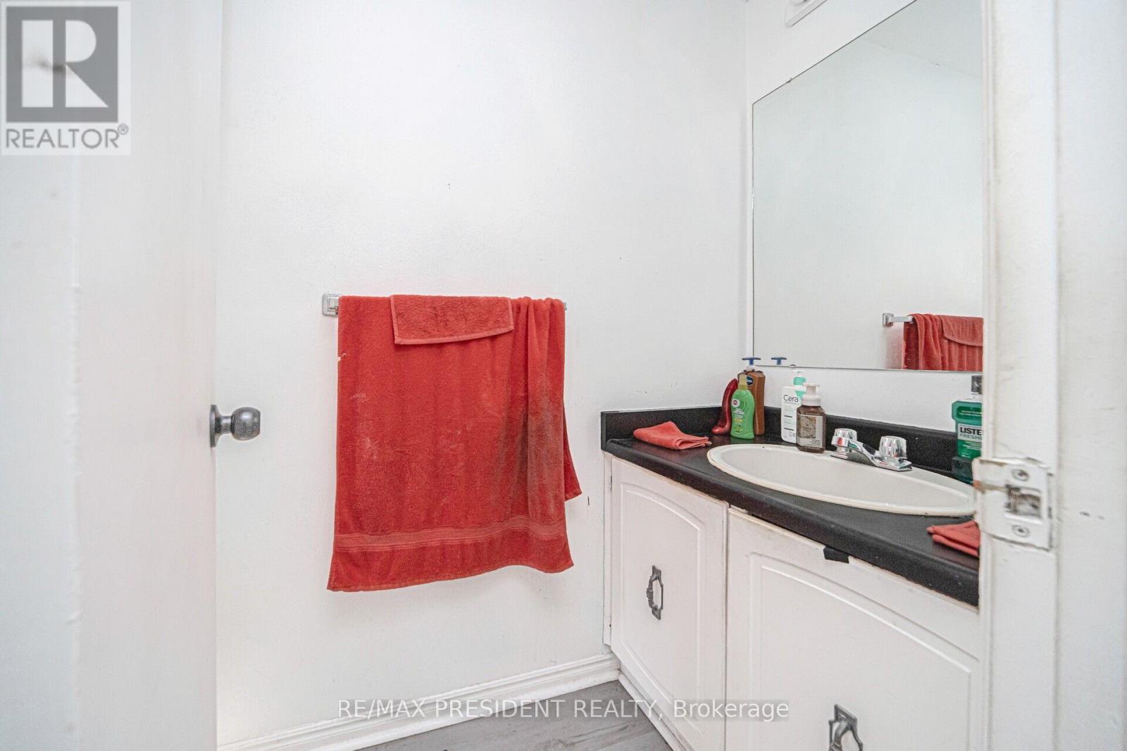 2197 Leominster Drive, Burlington, Ontario  L7P 3W8 - Photo 38 - W12204663