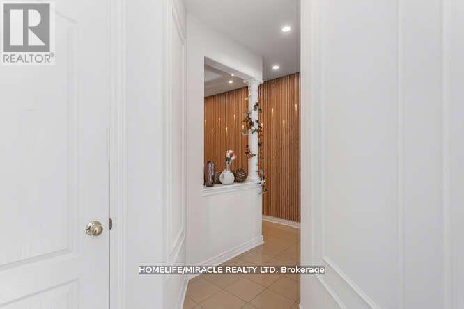 452 Nairn Circle, Milton, Ontario  L9T 8A6 - Photo 7 - W12204670