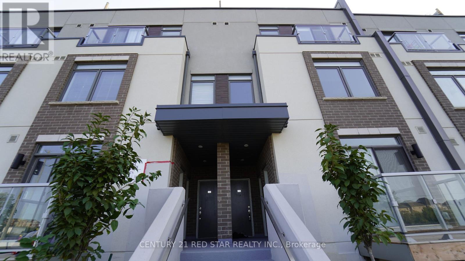 314 - 3058 Sixth Line, Oakville, Ontario  L6M 1P8 - Photo 1 - W12204674