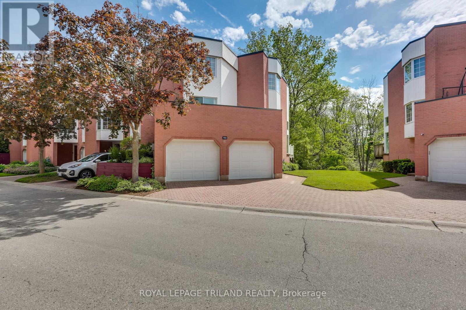 Property at 11 - 703 WINDERMERE ROAD image 3