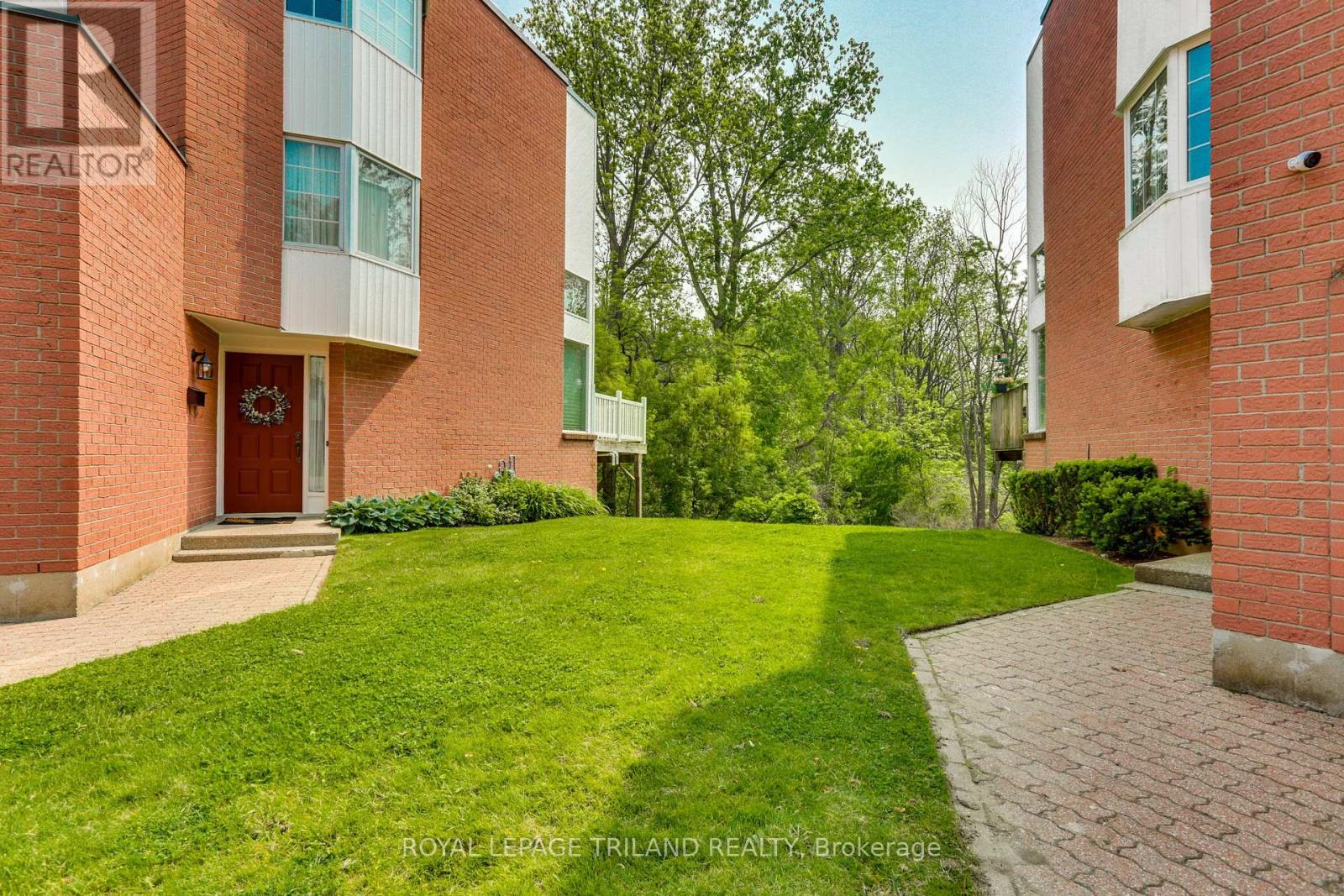 Property at 11 - 703 WINDERMERE ROAD image 4