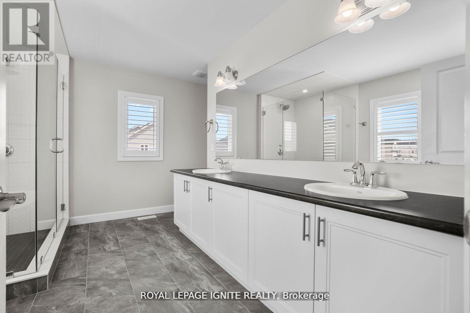 641 Lemay Grove, Peterborough, Ontario  K9K 0G9 - Photo 24 - X12204646