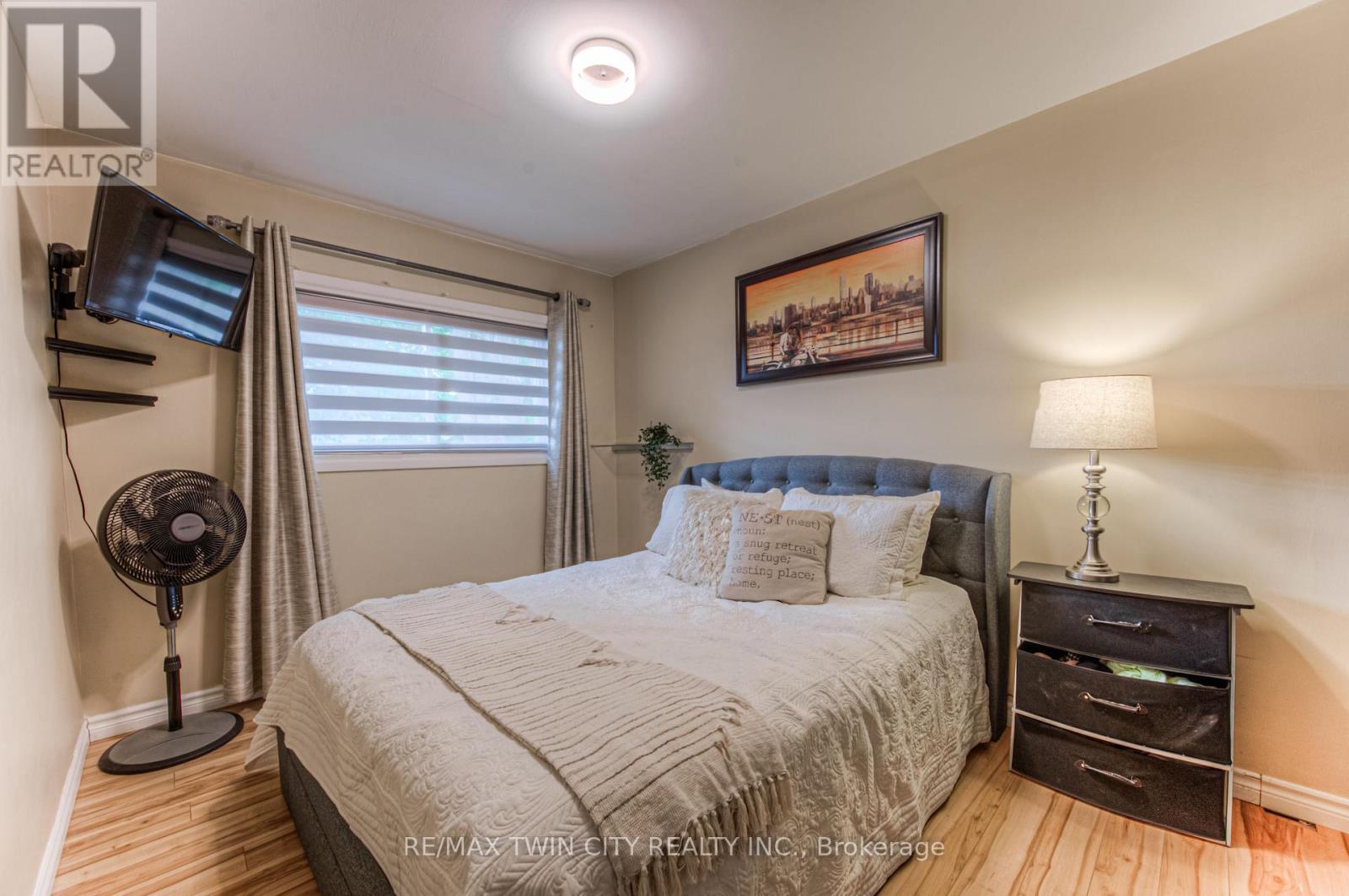 45 Brubacher Street, Kitchener, Ontario  N2H 2V8 - Photo 10 - X12204673