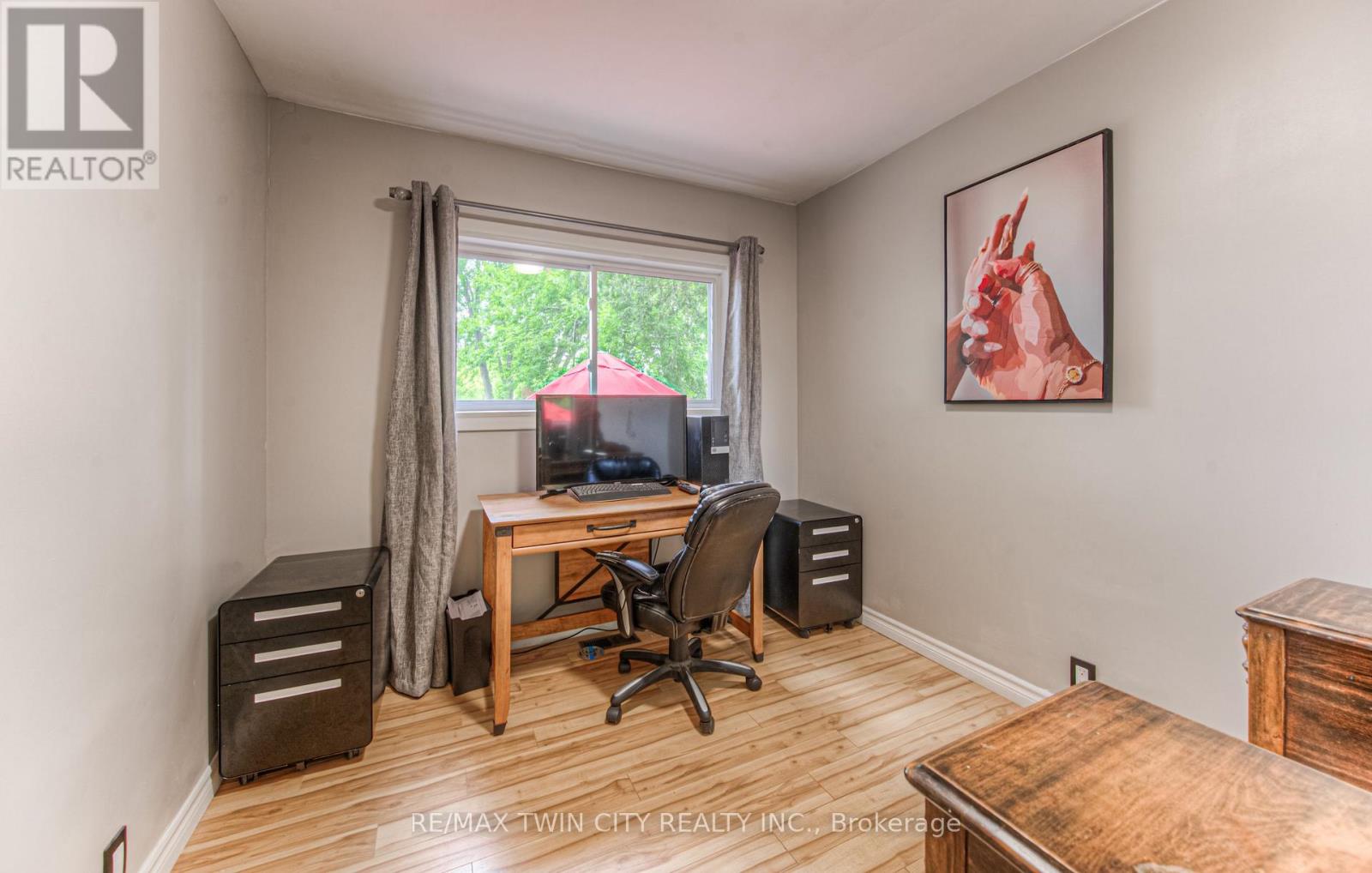 45 Brubacher Street, Kitchener, Ontario  N2H 2V8 - Photo 9 - X12204673