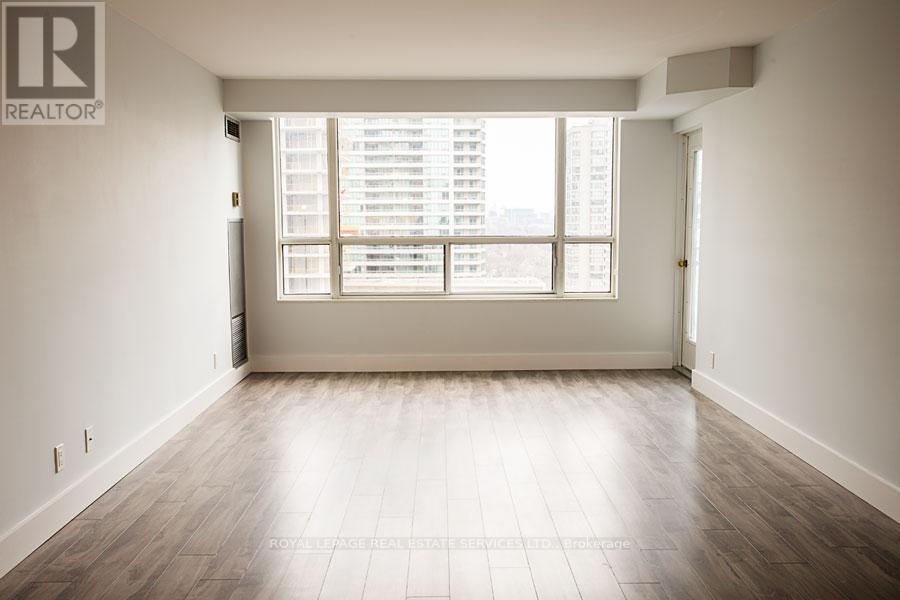 1204 - 100 UPPER MADISON AVENUE, Toronto, Ontario