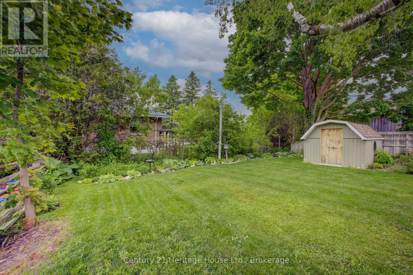 376 Lambton Street E, West Grey, Ontario  N0G 1R0 - Photo 32 - X12204692