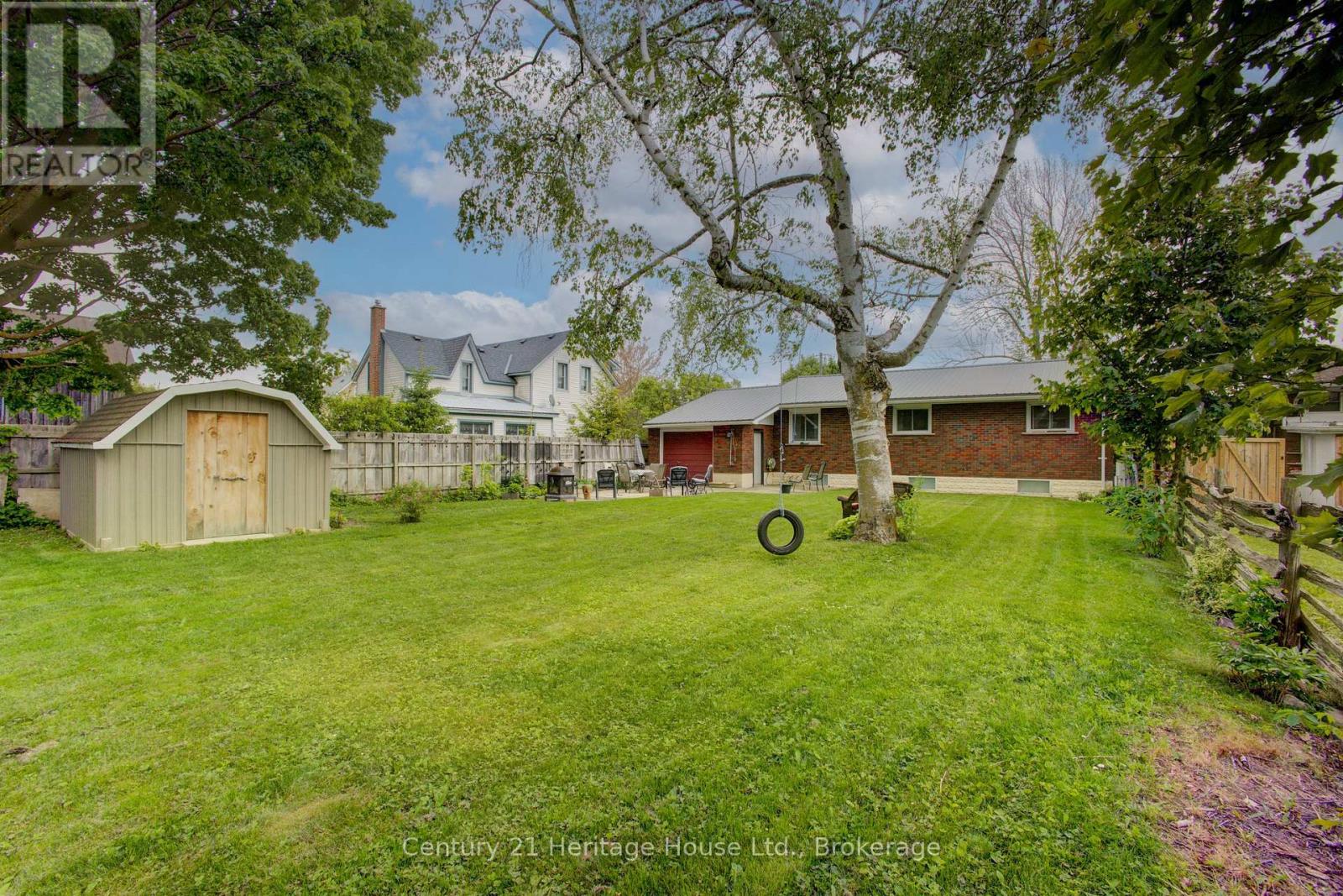 376 Lambton Street E, West Grey, Ontario  N0G 1R0 - Photo 33 - X12204692