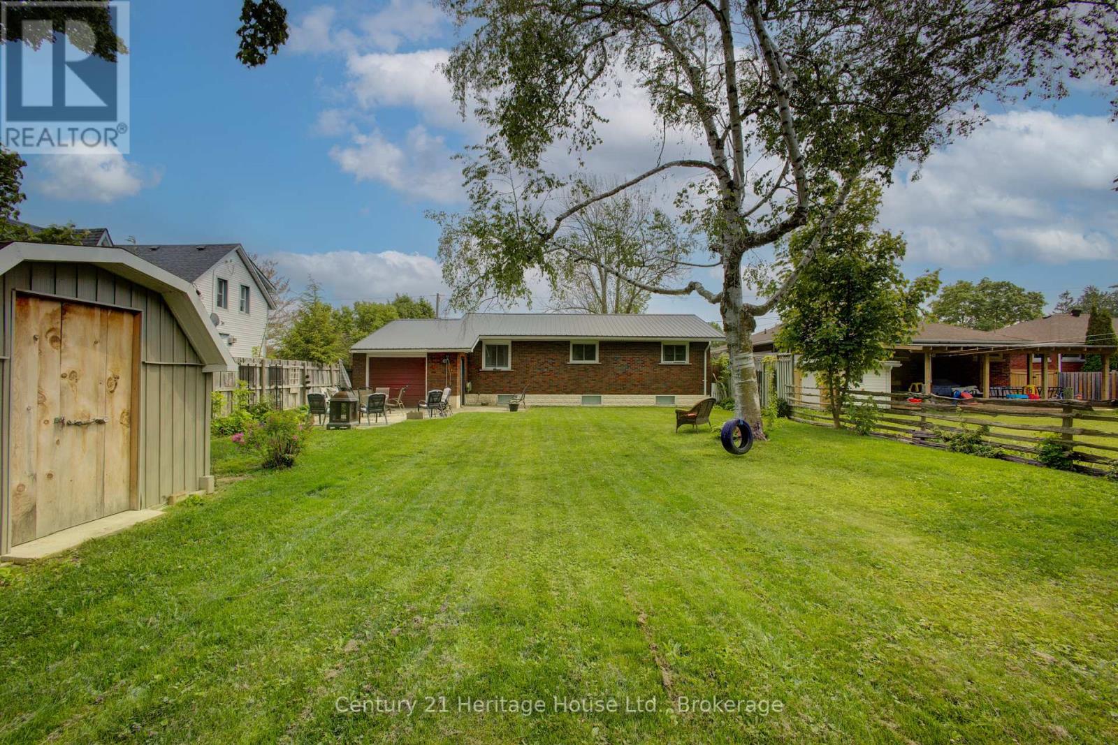 376 Lambton Street E, West Grey, Ontario  N0G 1R0 - Photo 34 - X12204692