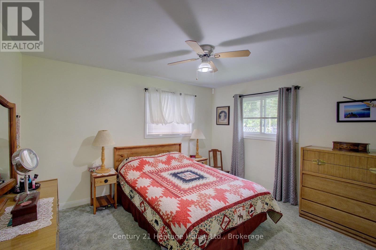 376 Lambton Street E, West Grey, Ontario  N0G 1R0 - Photo 9 - X12204692