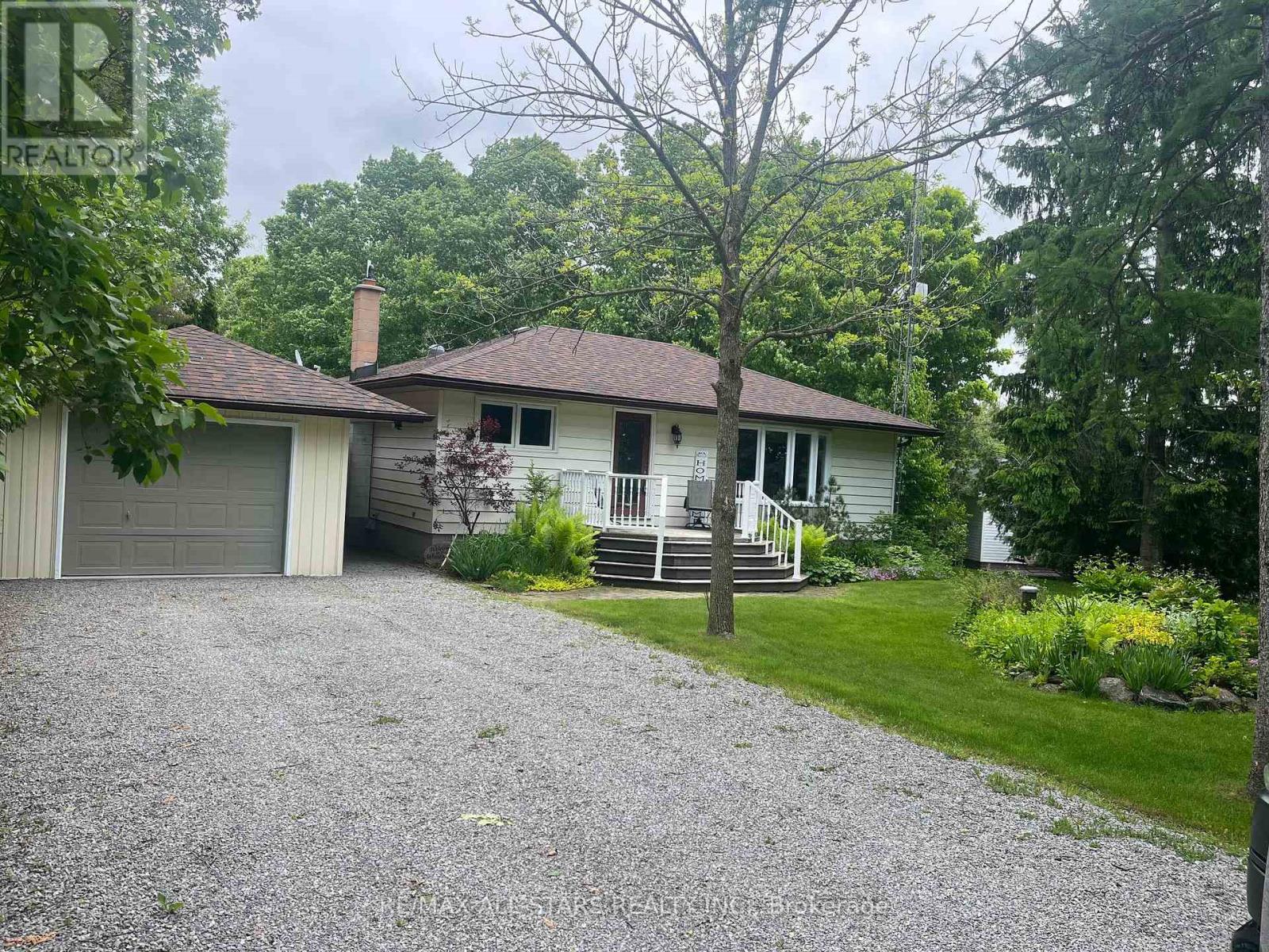 690 Post Road, Kawartha Lakes, Ontario  K0L 2X0 - Photo 37 - X12204683