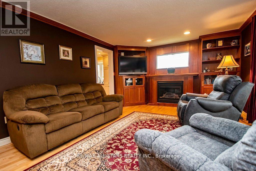 690 Post Road, Kawartha Lakes, Ontario  K0L 2X0 - Photo 6 - X12204683