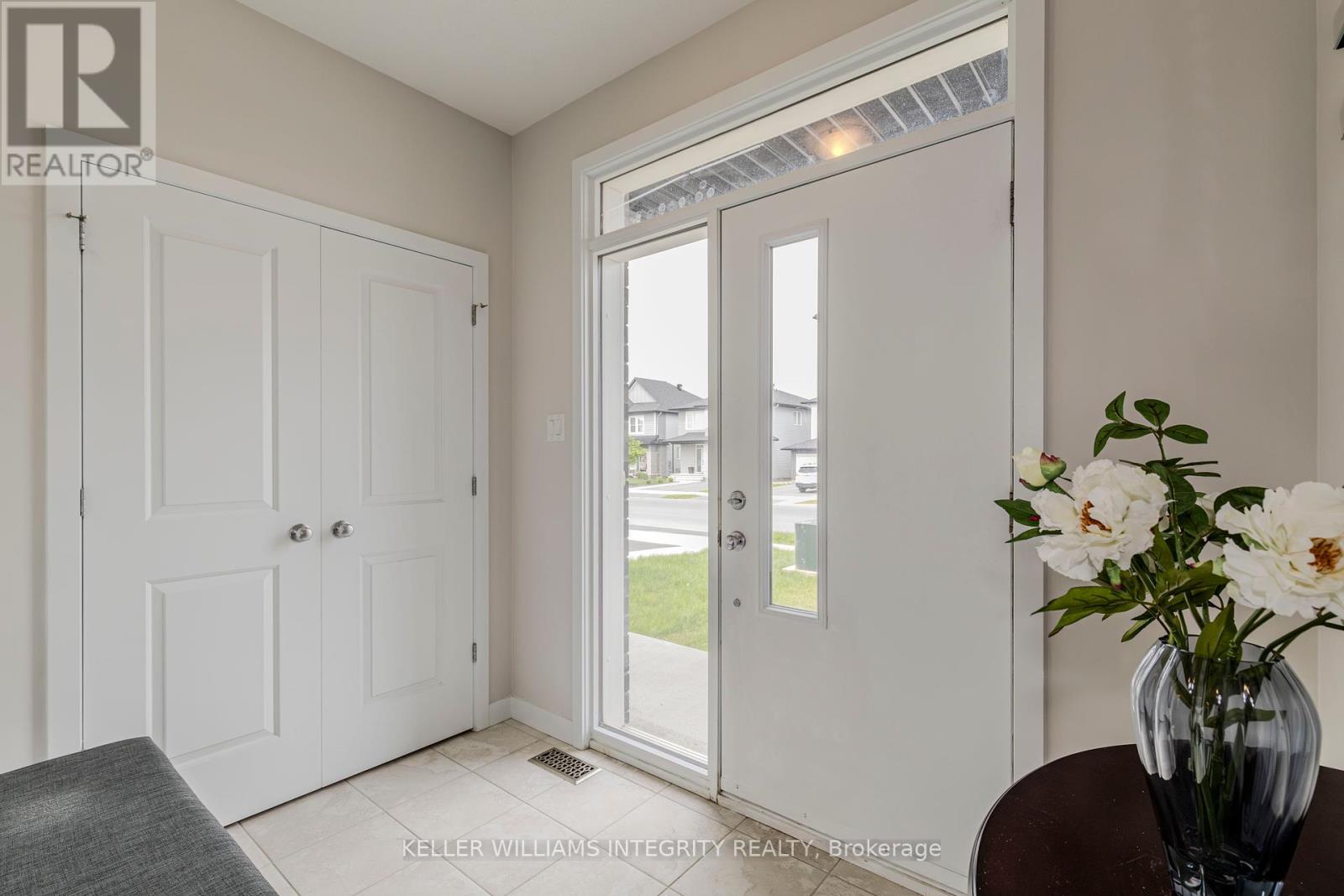 636 Rouncey Road, Ottawa, Ontario  K2V 0P2 - Photo 4 - X12204684