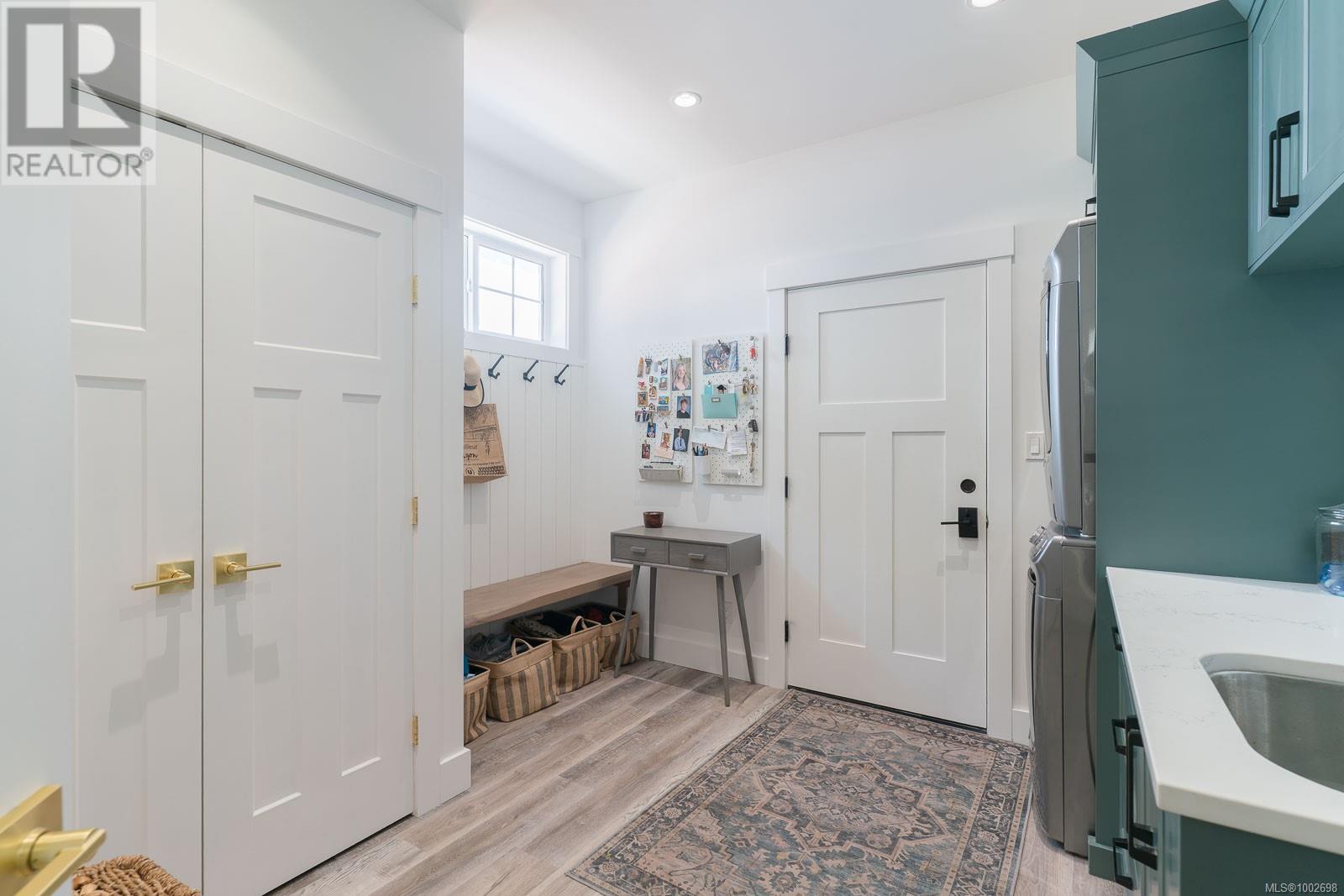 3176 Arbutus Dr, Port Alberni real estate listing 1002698 for sale