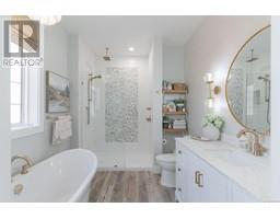 3176 Arbutus Dr, Port Alberni property photo listing 1002698 for sale