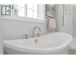 3176 Arbutus Dr, Port Alberni property photo listing 1002698 for sale