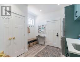 3176 Arbutus Dr, Port Alberni property photo listing 1002698 for sale